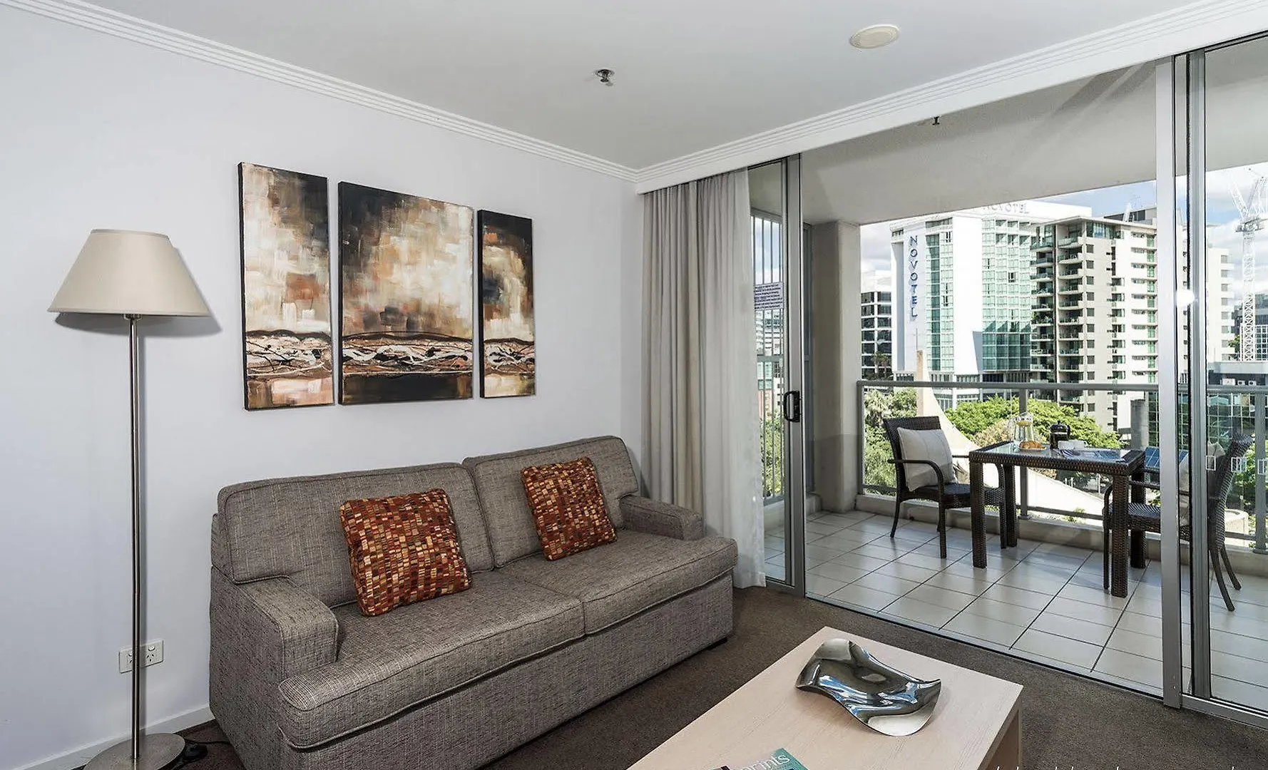 Aparthotel Oaks Brisbane Lexicon Suites
