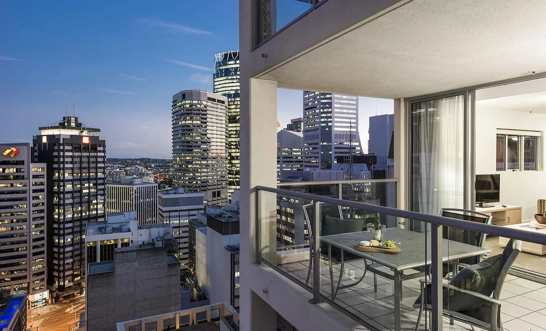 Oaks Brisbane Lexicon Suites Aparthotel